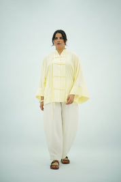 Chemise plissé en jaune pastel