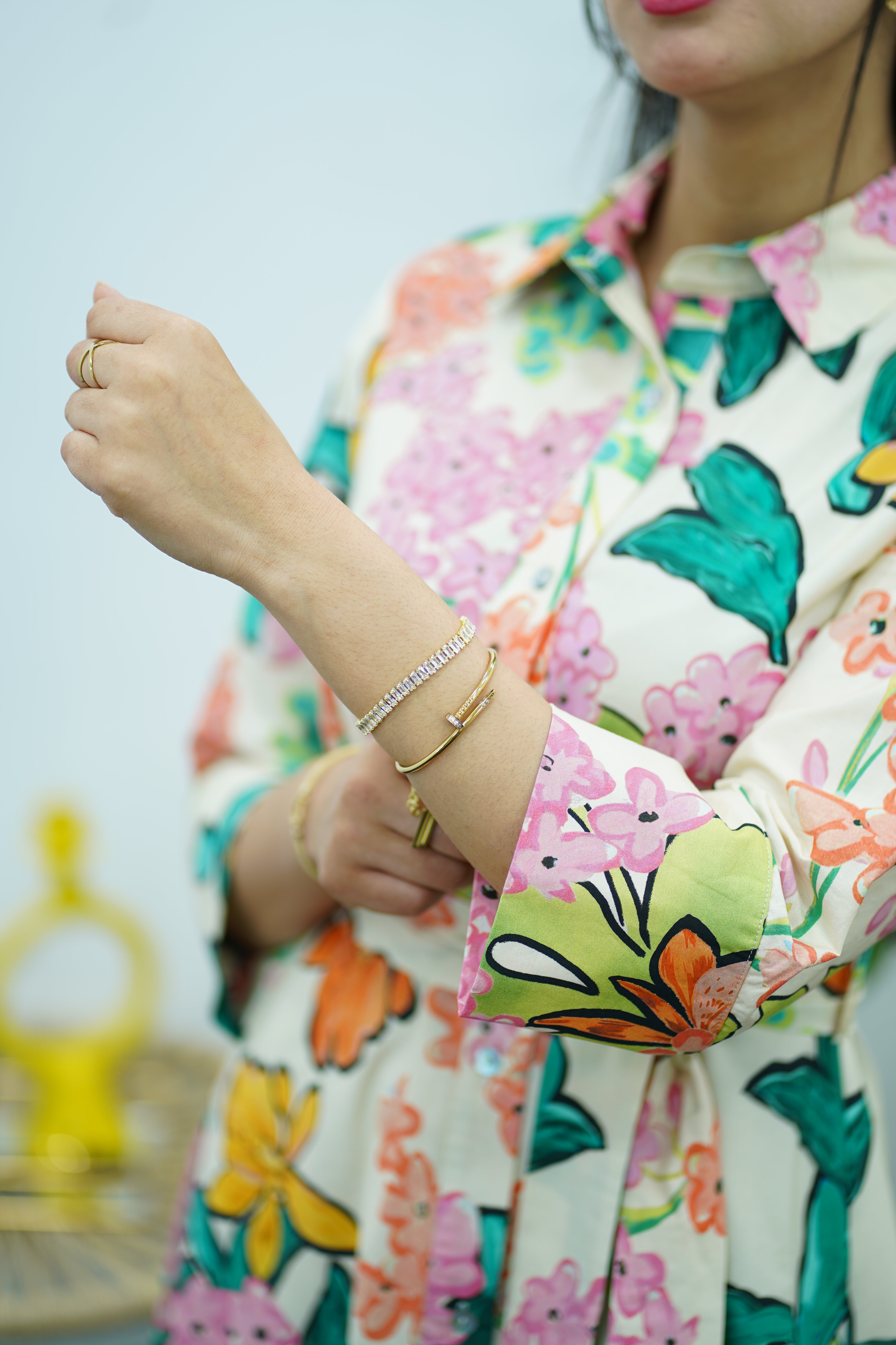 Robe Florale avec Ceinture – Élégance Naturelle