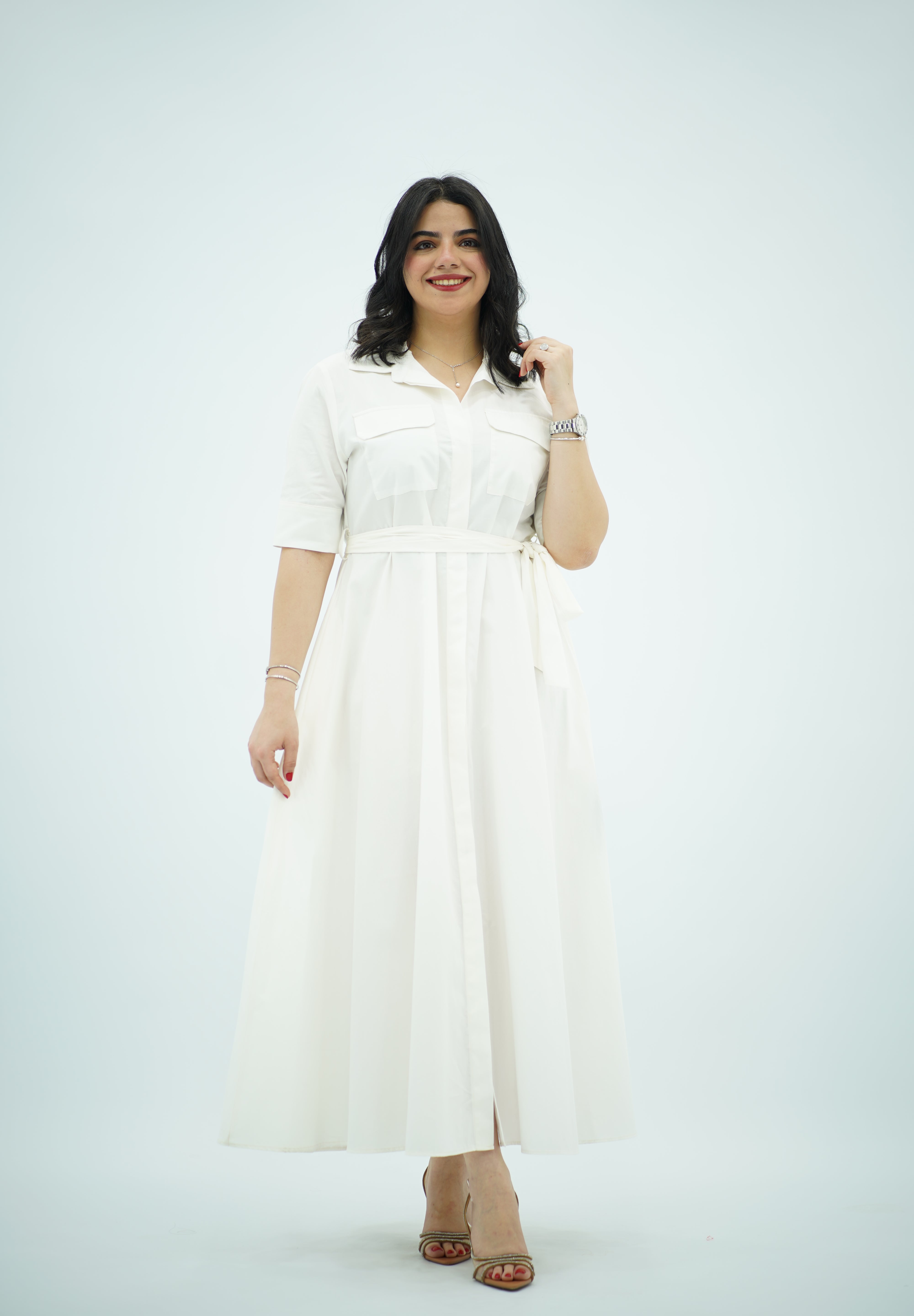 Robe Blanche chemise midi ceinturée 🤍