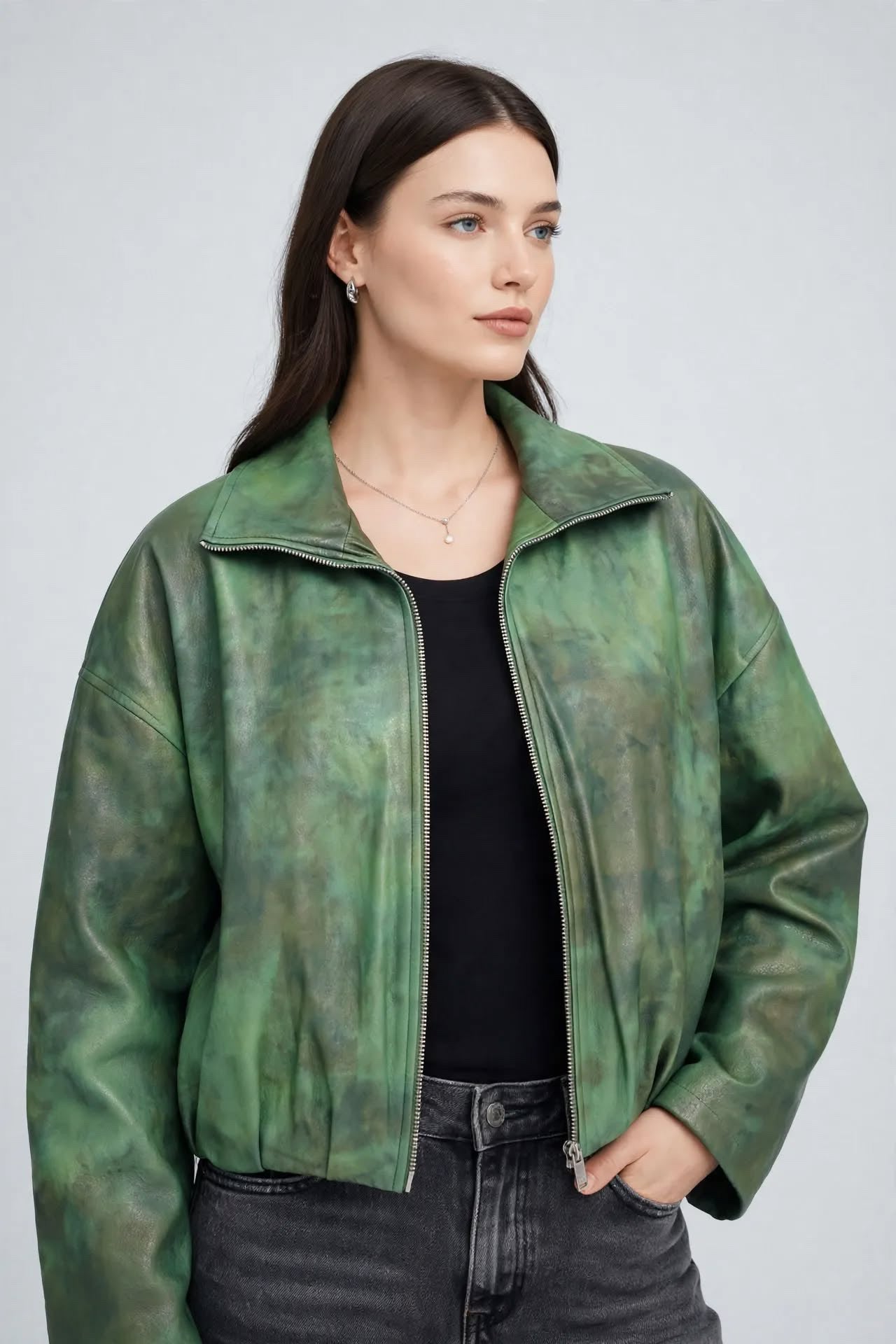 Bomber Zippé en Similicuir Vert – Style Casual et Moderne