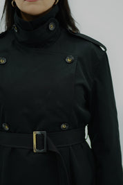Trench Long Ceinturé Noir  – Col Montant & Boutonnage Croisé