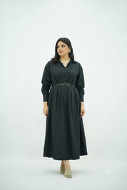 Robe En popeline ceinturé Noire
