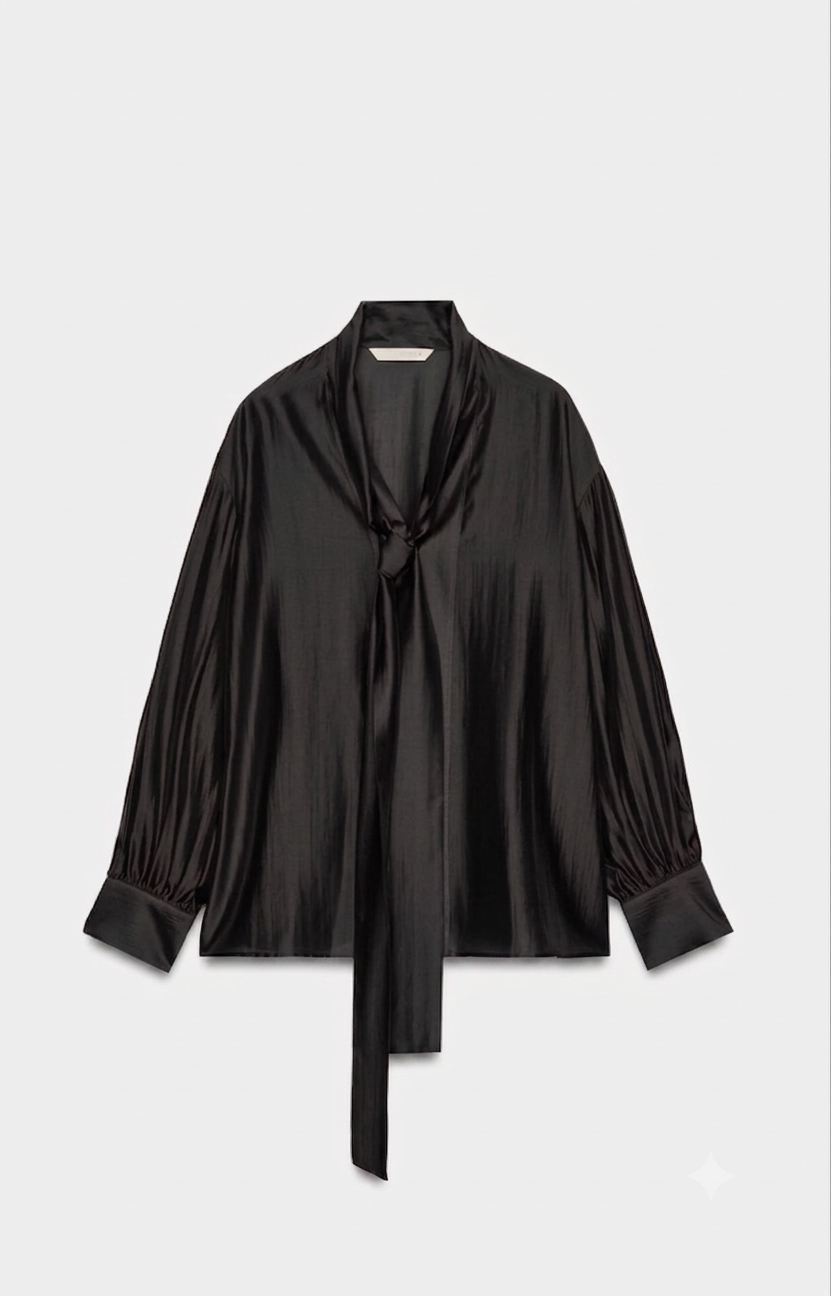 Blouse Noire Lavallière Élégance