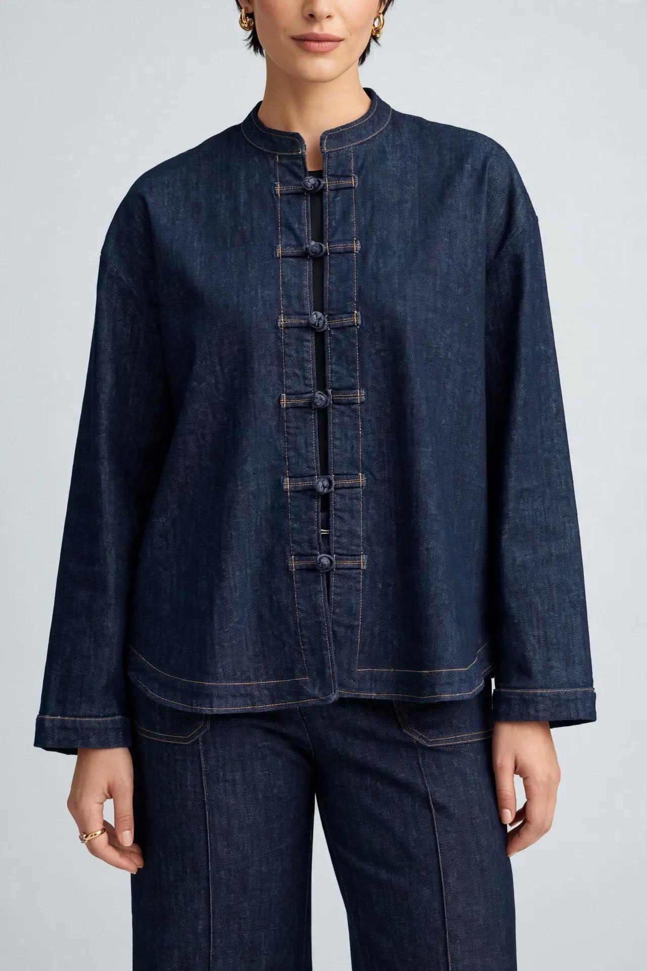 Ensemble Chic en Jean – Détails Boutons Chinois