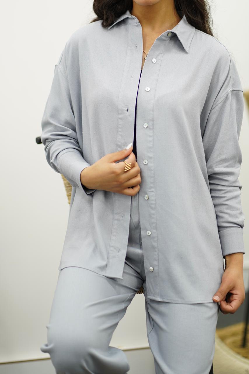 Ensemble gris en Lin chemise & pantalon – Élégance décontractée