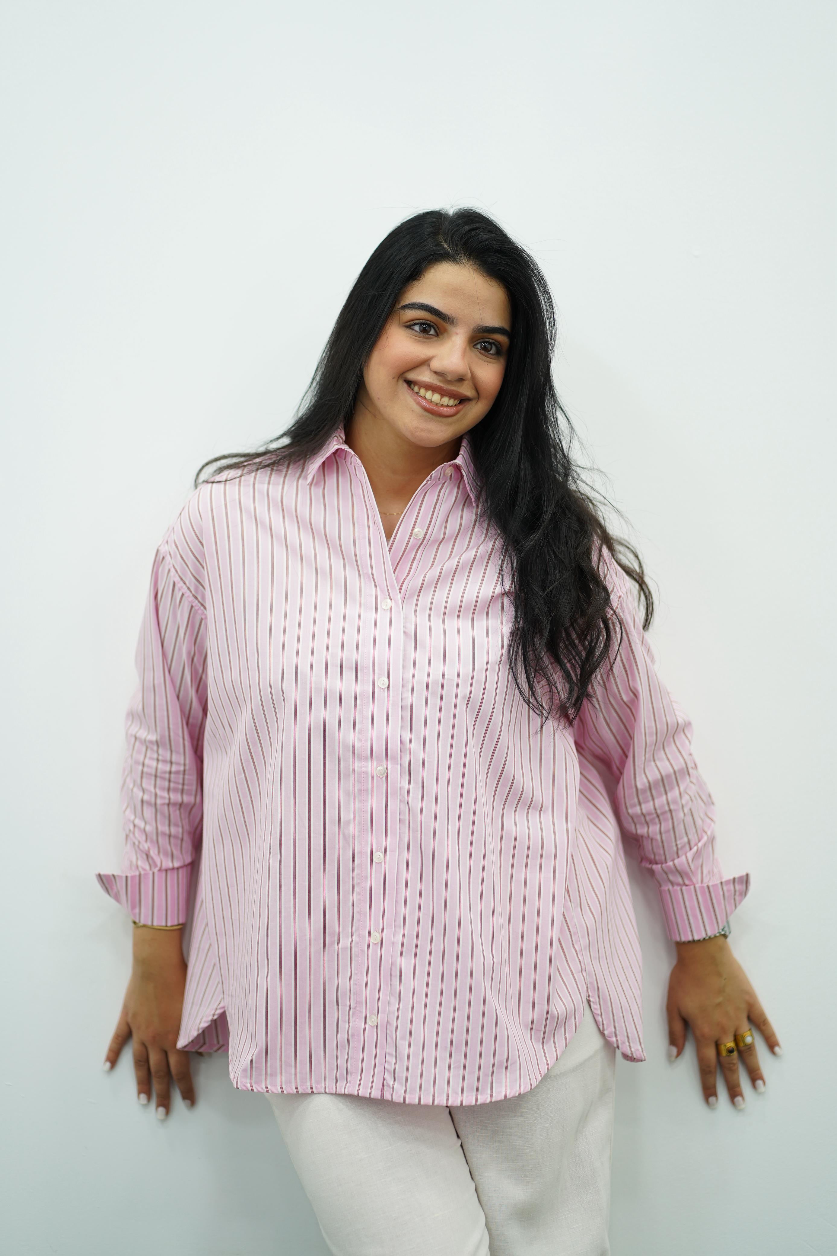 Chemise oversize rose avec des rayures