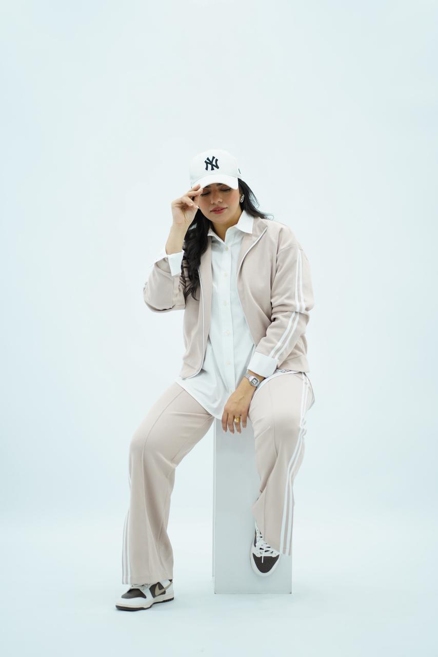 Ensemble Jogging Tendance – Confort et Style