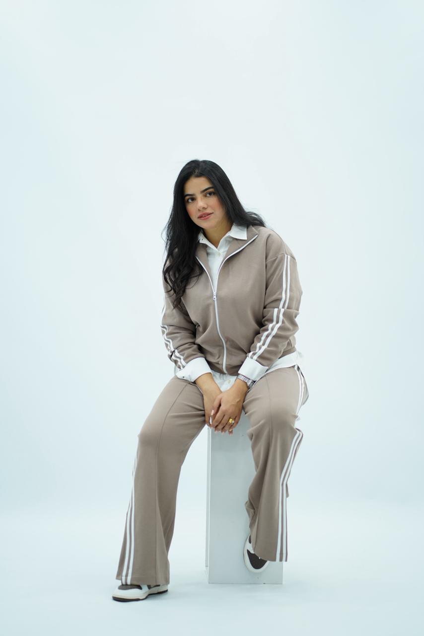 Ensemble Jogging Tendance – Confort et Style