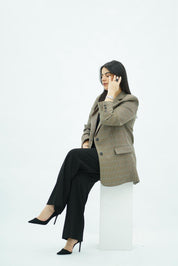 Blazer à carreaux chic – Coupe structurée et élégante