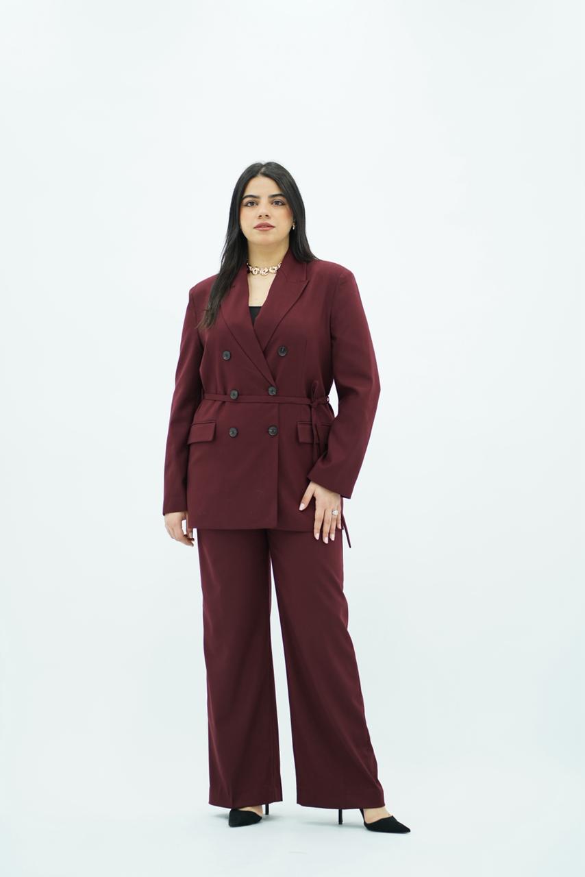 Tailleur Bordeaux Ceinturé