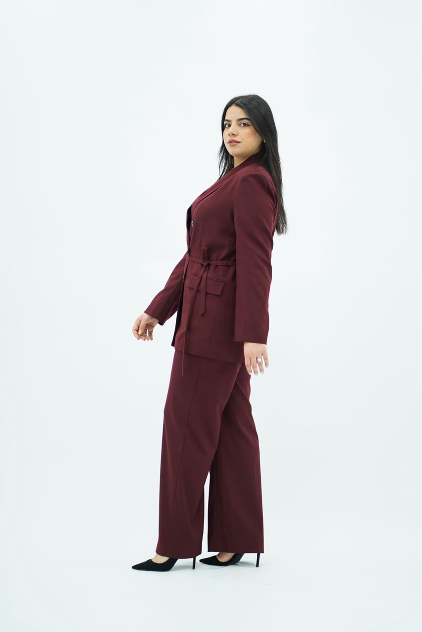 Tailleur Bordeaux Ceinturé
