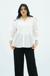 Chemise blanche brodée élégante