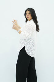 Chemise blanche brodée élégante