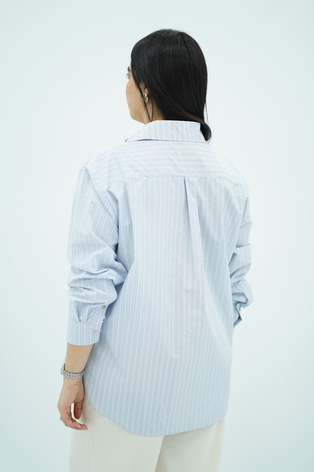Chemise  à Rayures Fines – Bleu Ciel & Blanc
