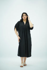 Robe Noire à Broderies Ton sur Ton