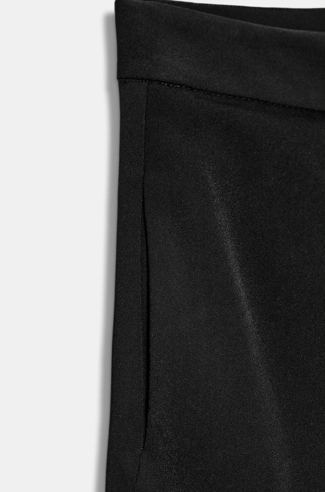 Pantalon Palazzo Noir Élégance Intemporelle