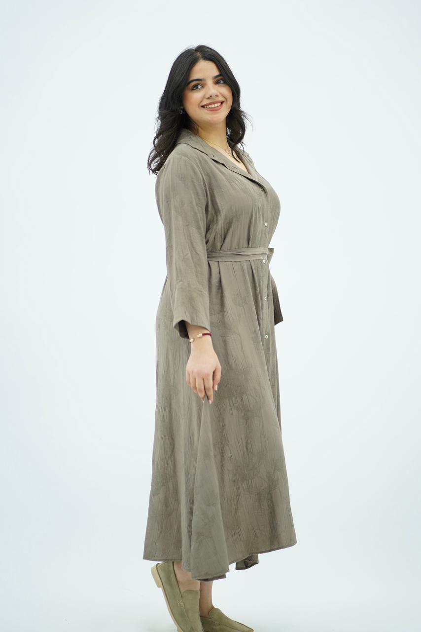 Robe-chemise Texturée en Taupe avec Ceinture
