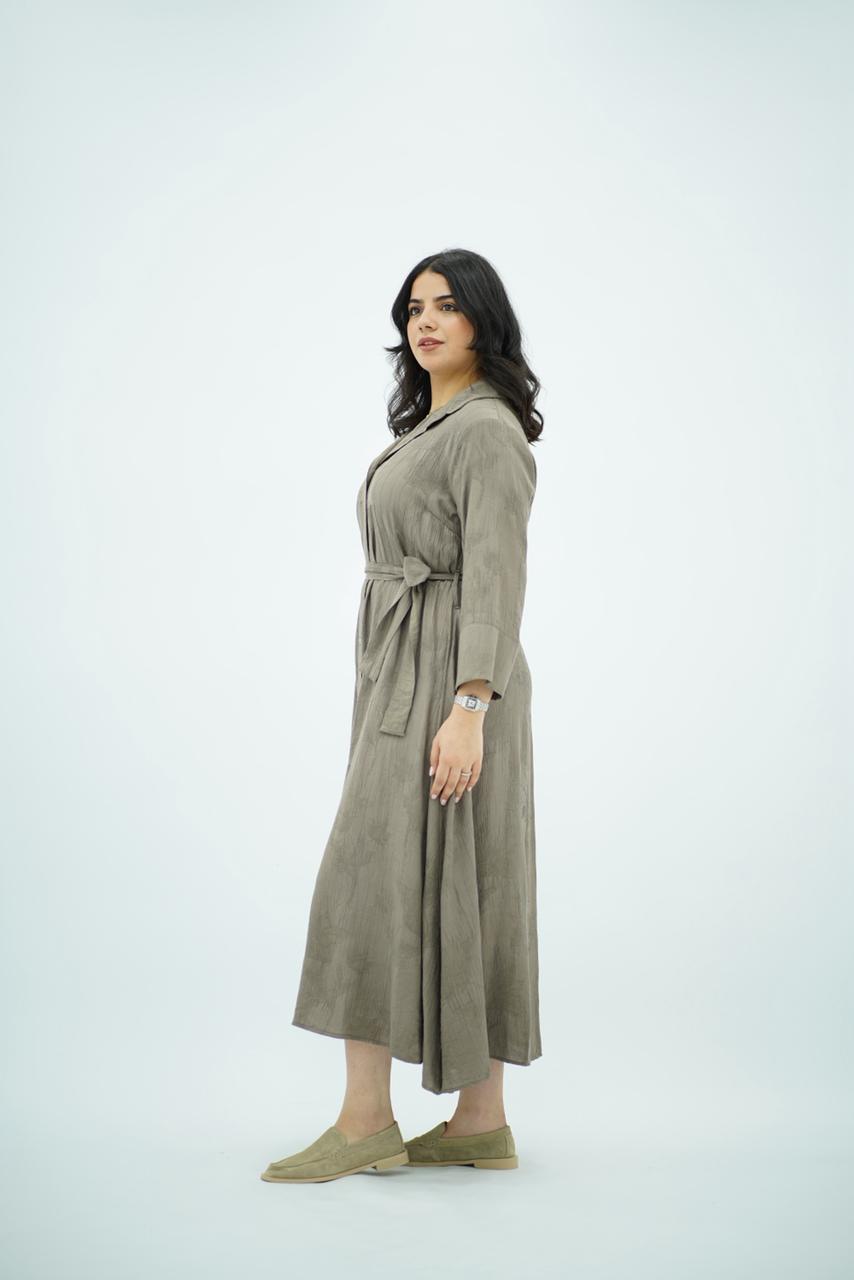 Robe-chemise Texturée en Taupe avec Ceinture