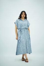 Robe longue imprimée bleu ciel