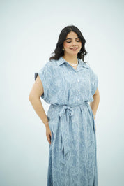 Robe longue imprimée bleu ciel