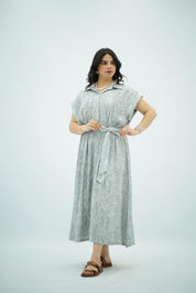 Robe longue imprimée gris perle