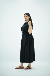 Robe longue  noir ceinturée