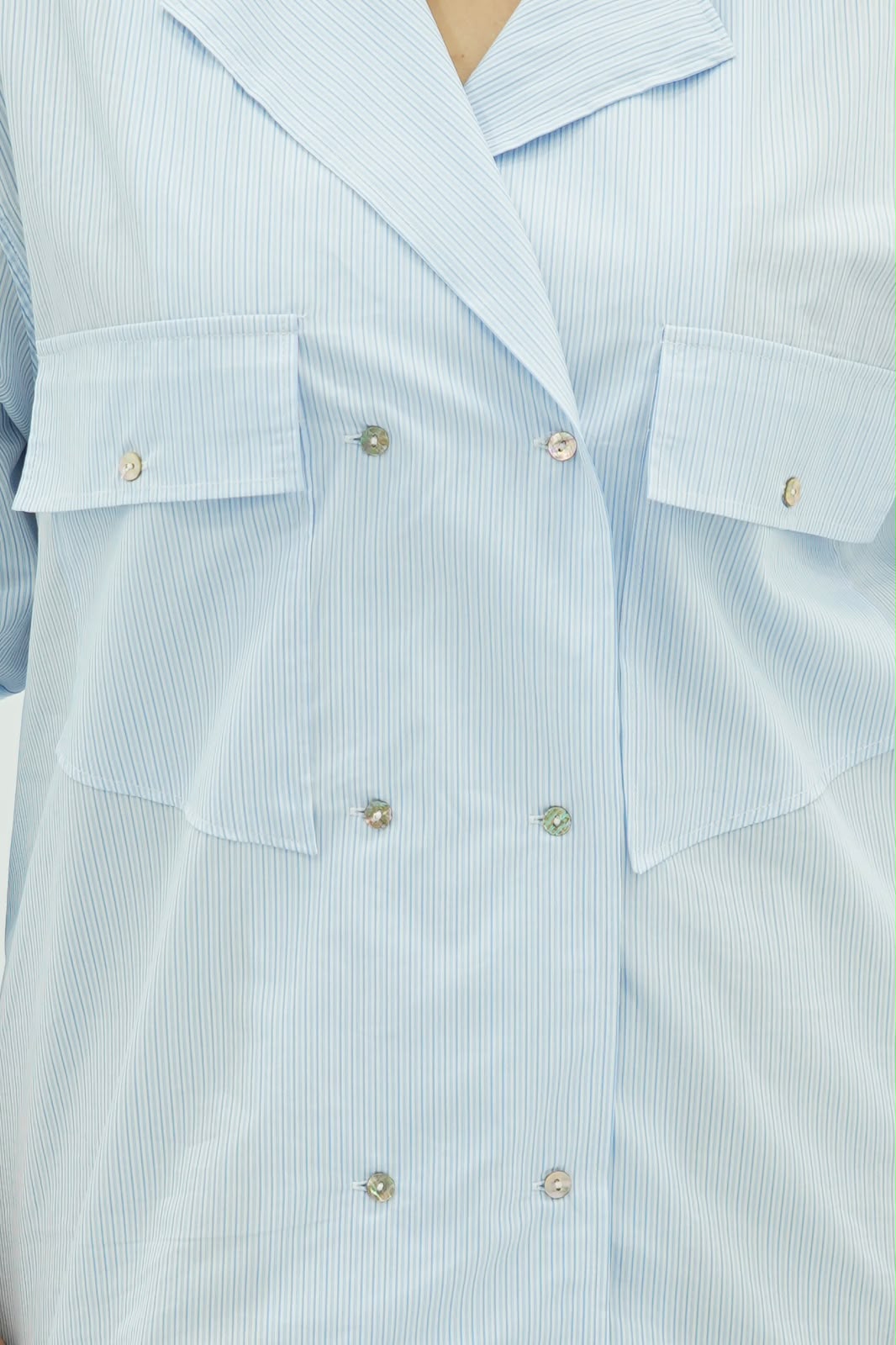 Chemise Croisée à Rayures et Poches Cargo