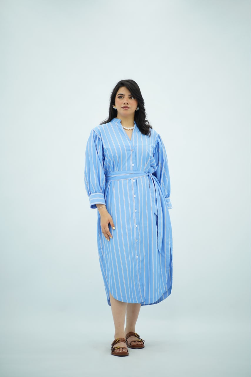 Robe à Manches Bouffantes