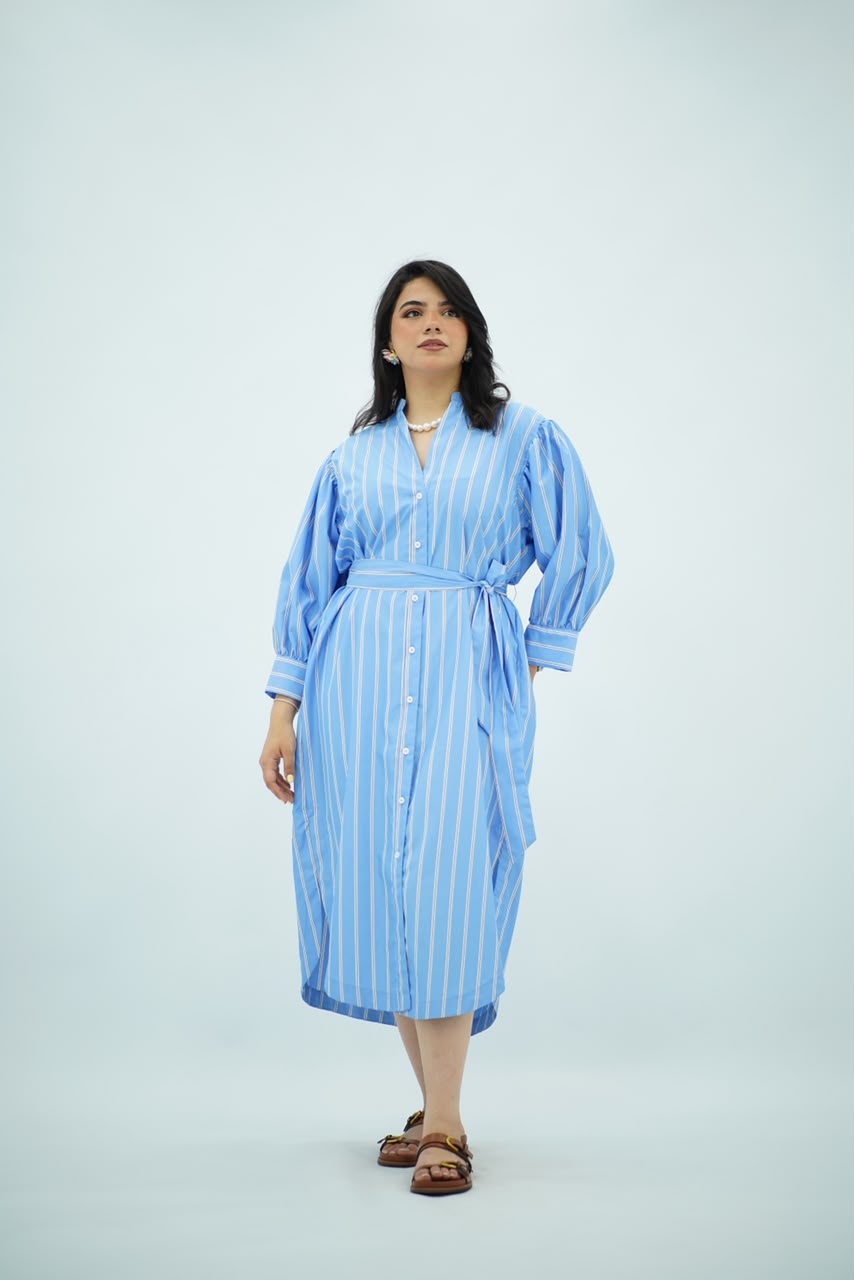 Robe à Manches Bouffantes