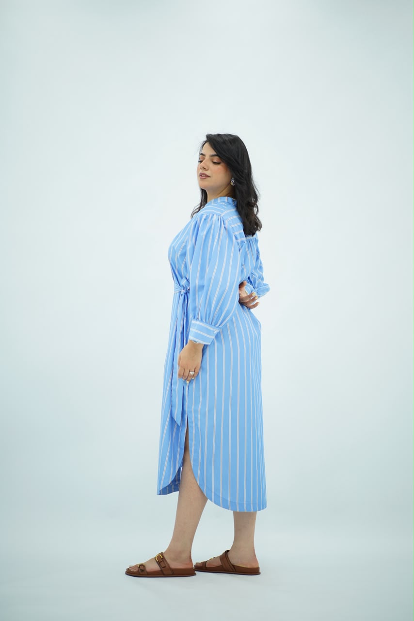 Robe à Manches Bouffantes