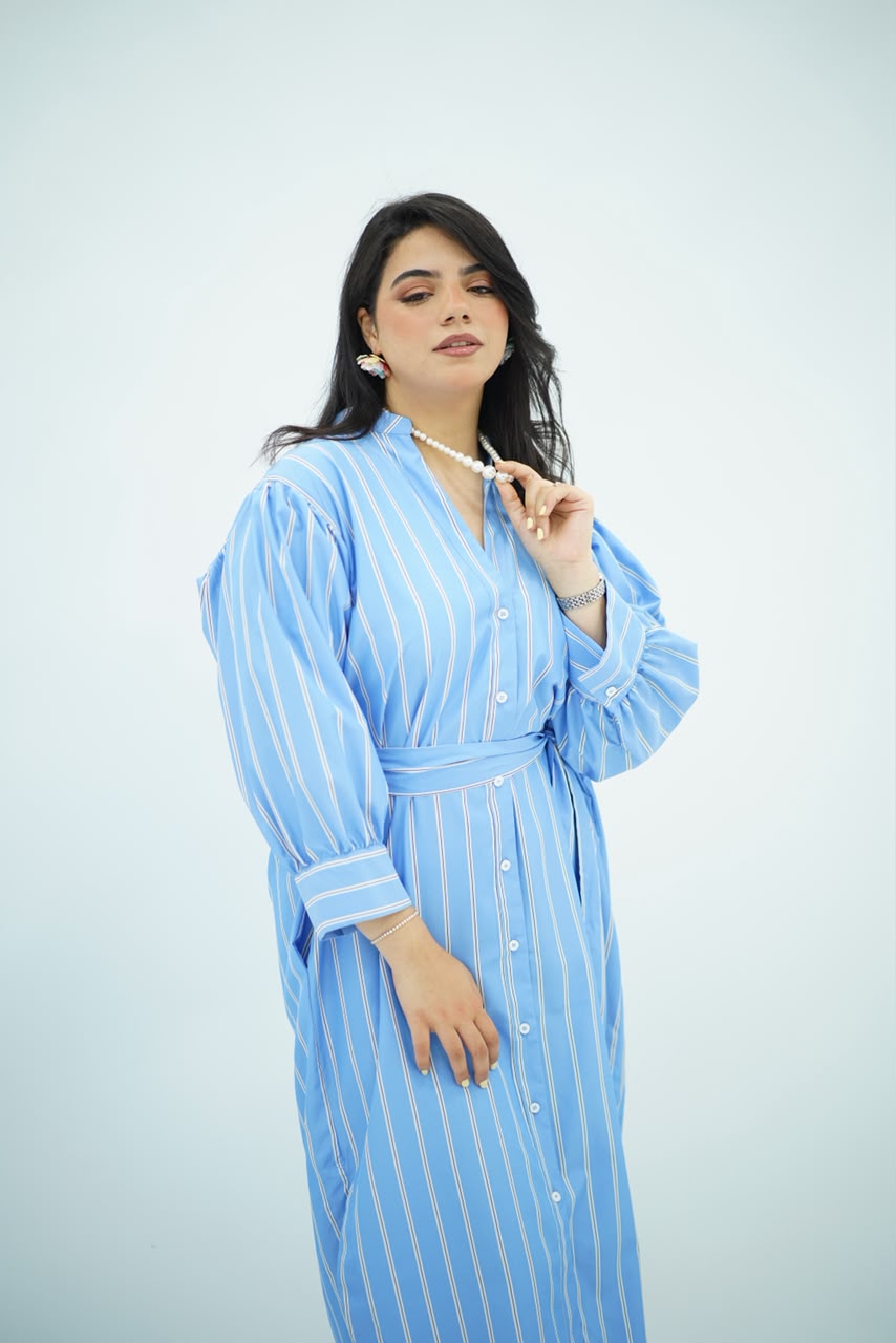 Robe à Manches Bouffantes