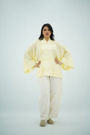 Chemise Kimono Fluide à Fermeture Nouée – Jaune Pastel