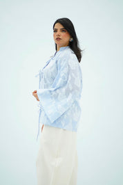 Chemise Kimono Jacquard à Fermeture Nouée – Bleu Ciel