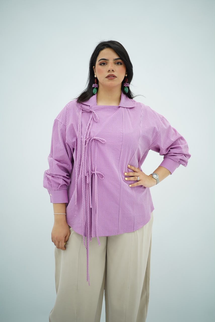 Chemise Rayée à Liens à nouer  – Élégance Moderne