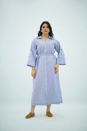 Robe Bleu ciel rayé blanc Ceinturée
