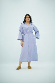 Robe Bleu ciel rayé blanc Ceinturée