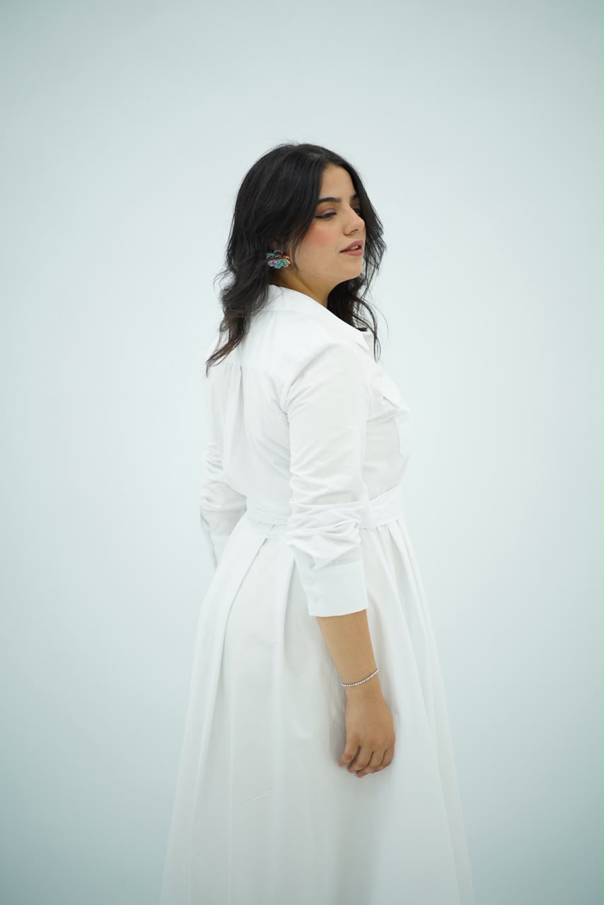 Robe Chemise Blanche – Élégance Intemporelle