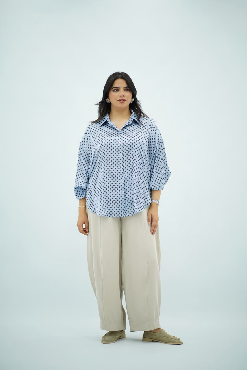 Chemise Fluide à Pois – Bleu Ciel
