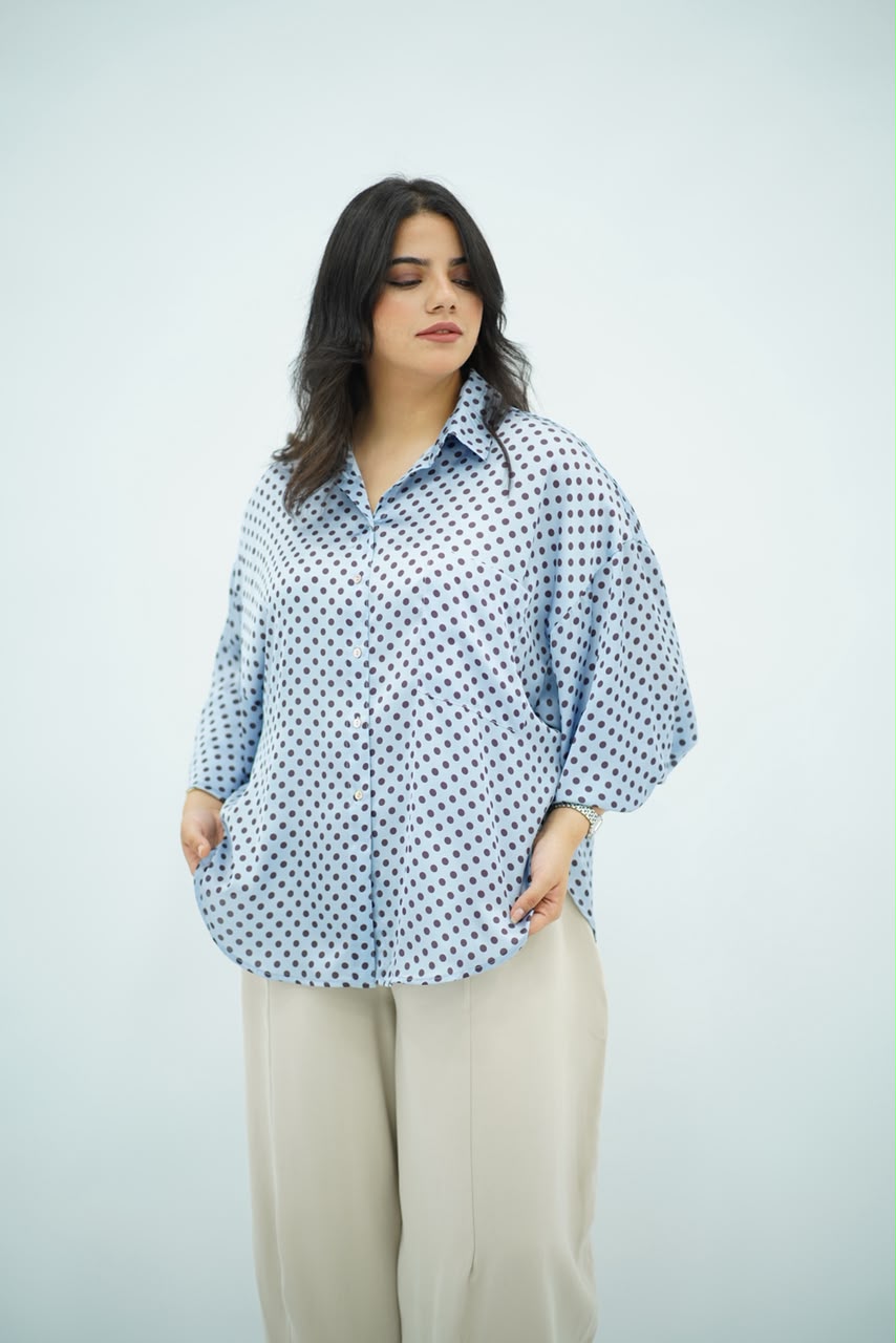 Chemise Fluide à Pois – Bleu Ciel