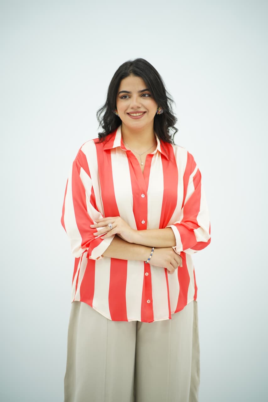 Chemise ample à rayures verticales corail et crème