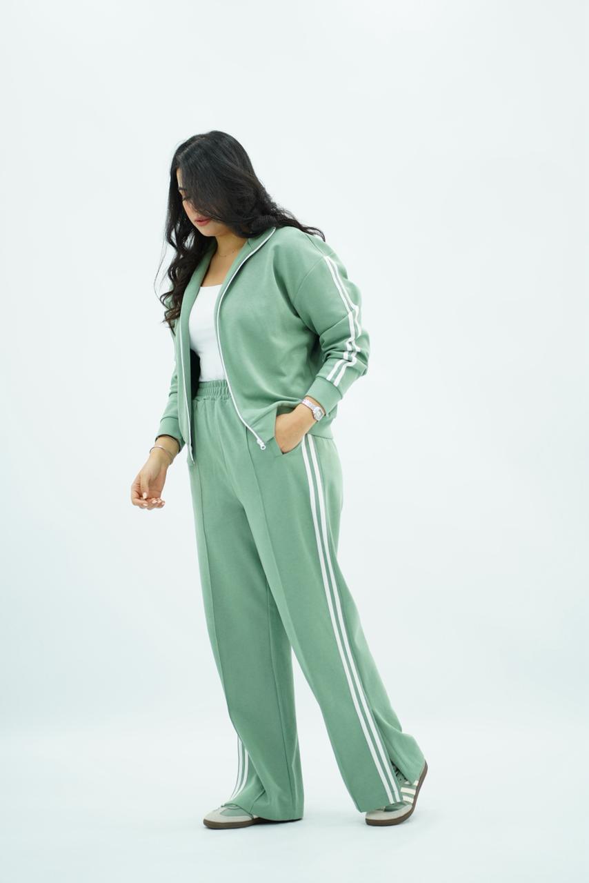 Ensemble Jogging Tendance – Confort et Style