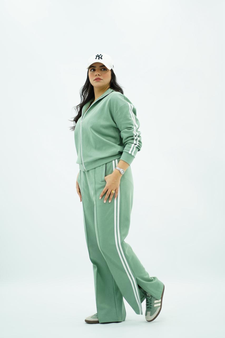 Ensemble Jogging Tendance – Confort et Style