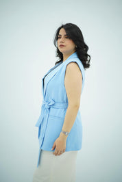 Gilet sans manches ceinturé – bleu ciel