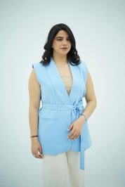 Gilet sans manches ceinturé – bleu ciel