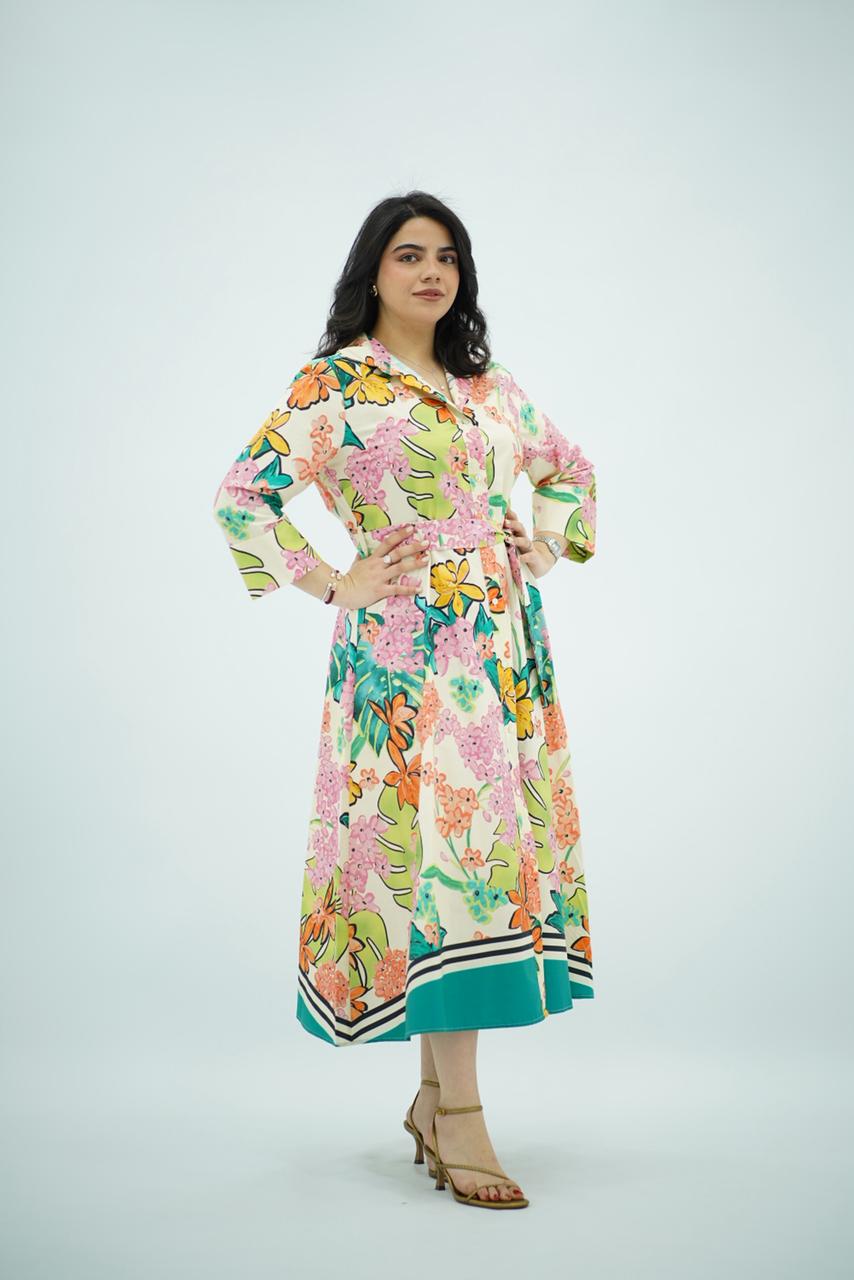 Robe Florale avec Ceinture – Élégance Naturelle