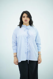 Chemise à Rayures et Détails Noeuds