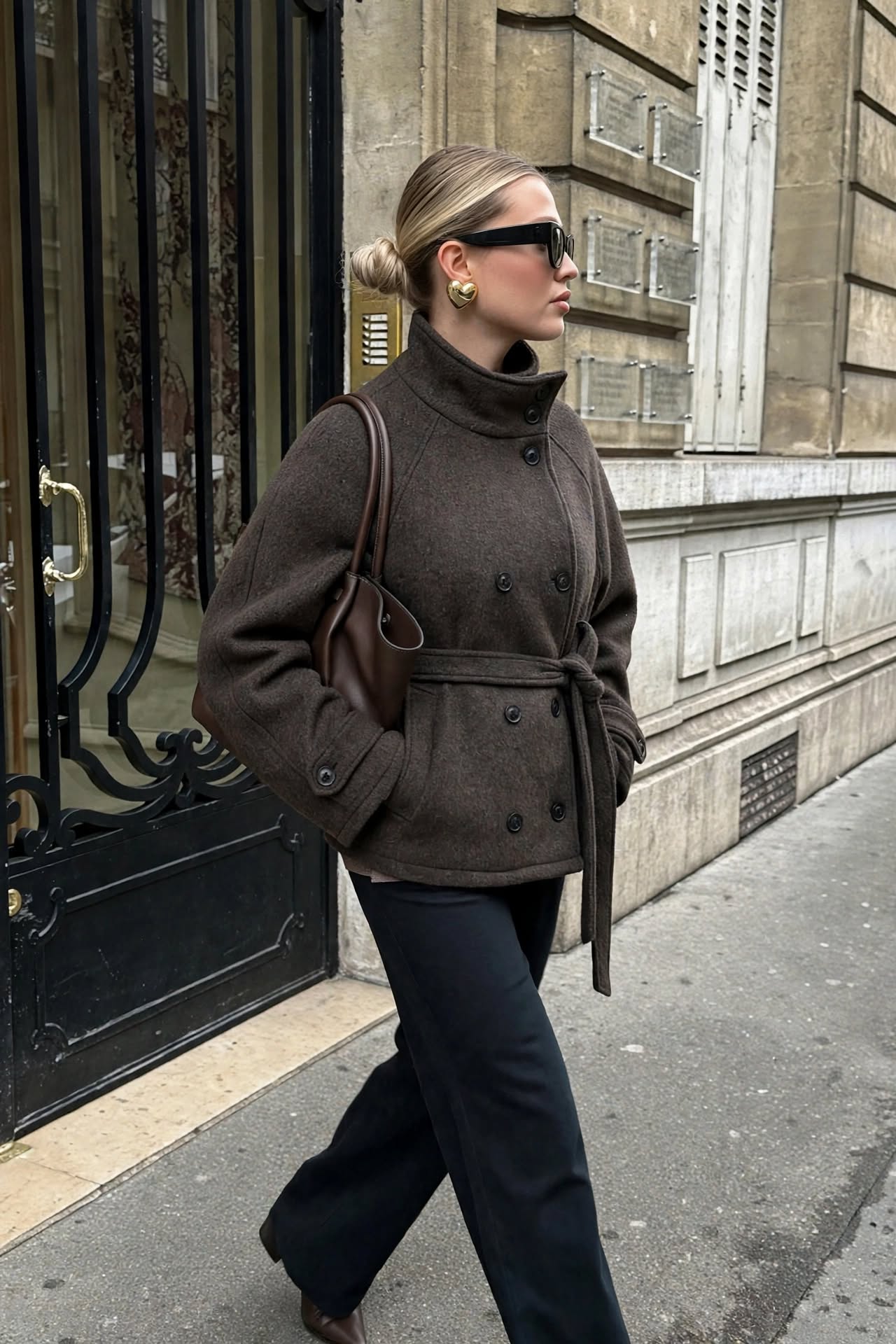Manteau Court en Laine Ceinturé à Double Boutonnage