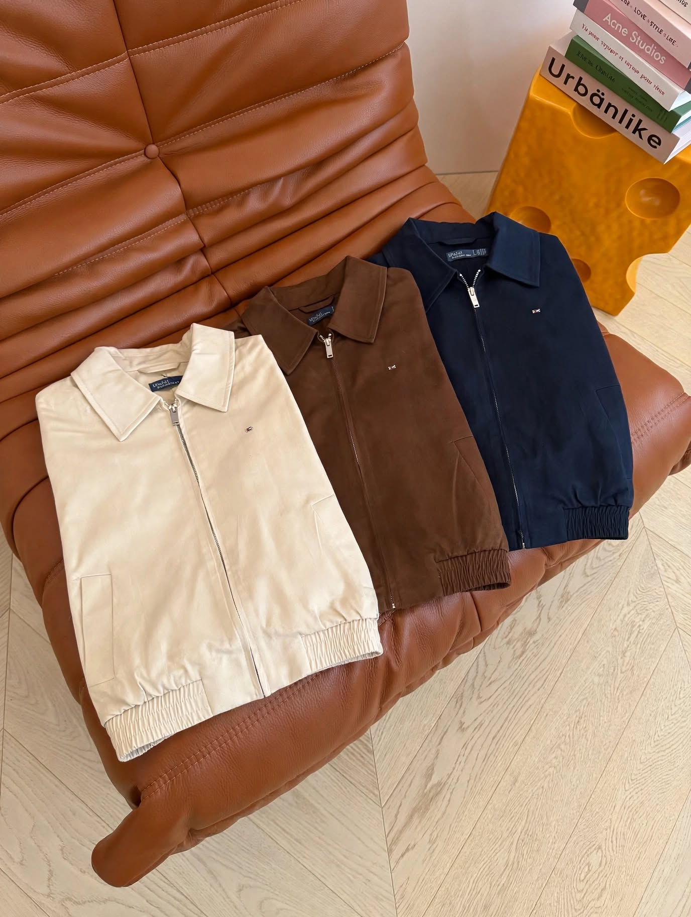 Bomber à Col Chemise – Style Minimaliste & Élégant