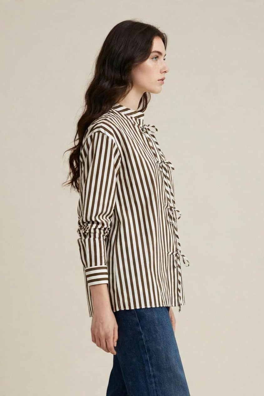 Chemise à Rayure Marron et Blanche avec Liens à Nouer