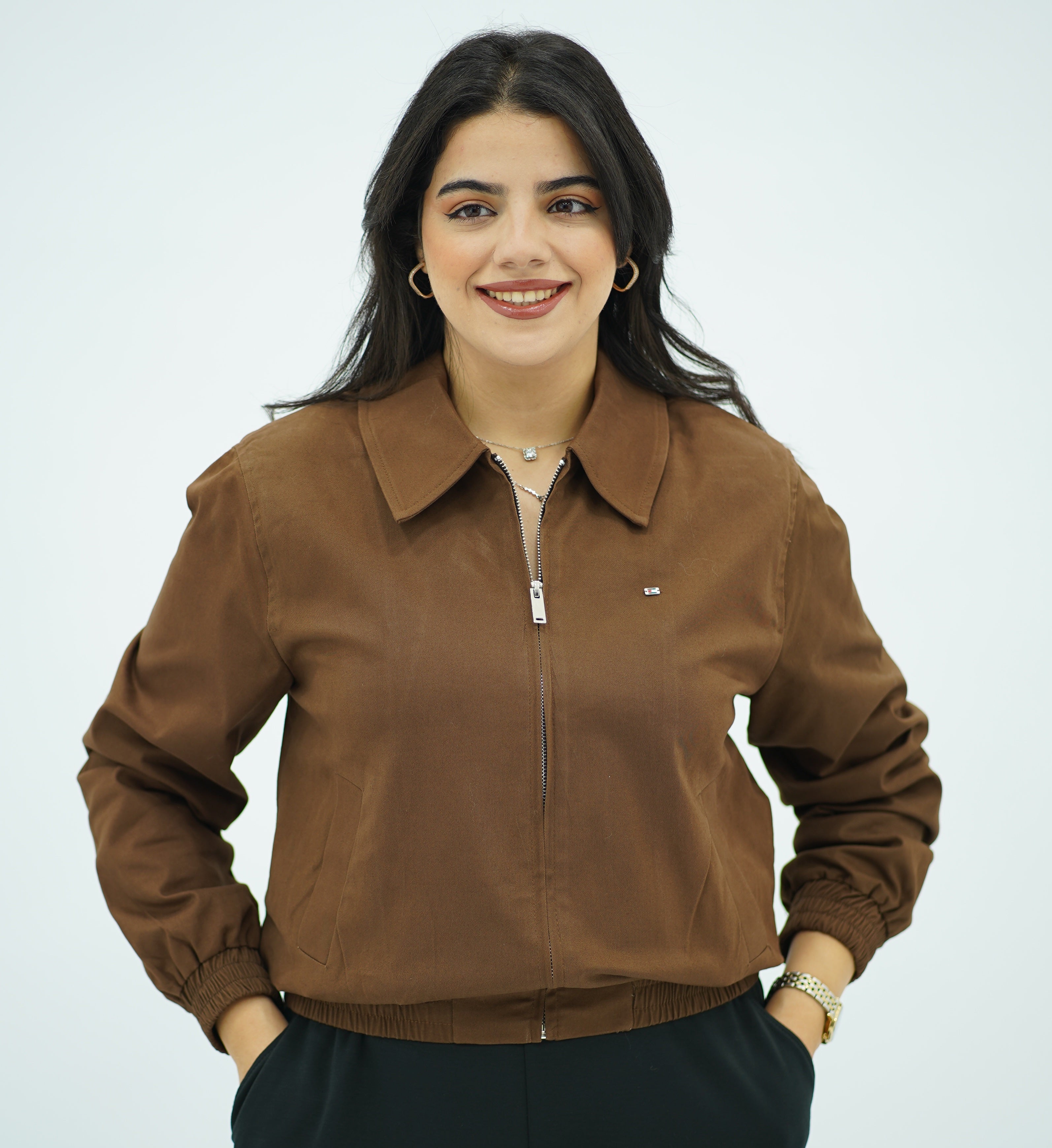 Bomber à Col Chemise – Style Minimaliste & Élégant